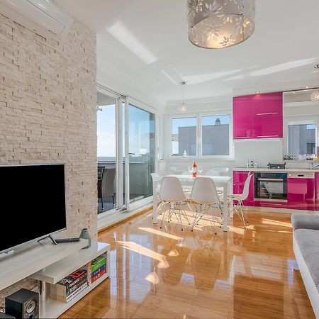 Fucshia Dreams, Brand New Penthouse For 8 Leilighet Novalja Eksteriør bilde